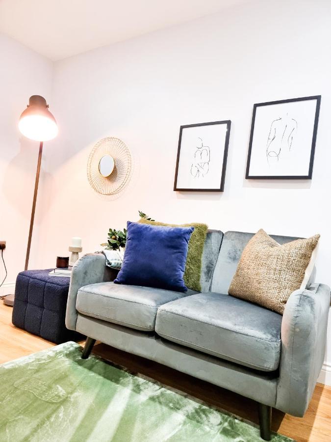 Appartamento Gorgeous Newly Renovated 2 Double Bed Flat Swansea Esterno foto