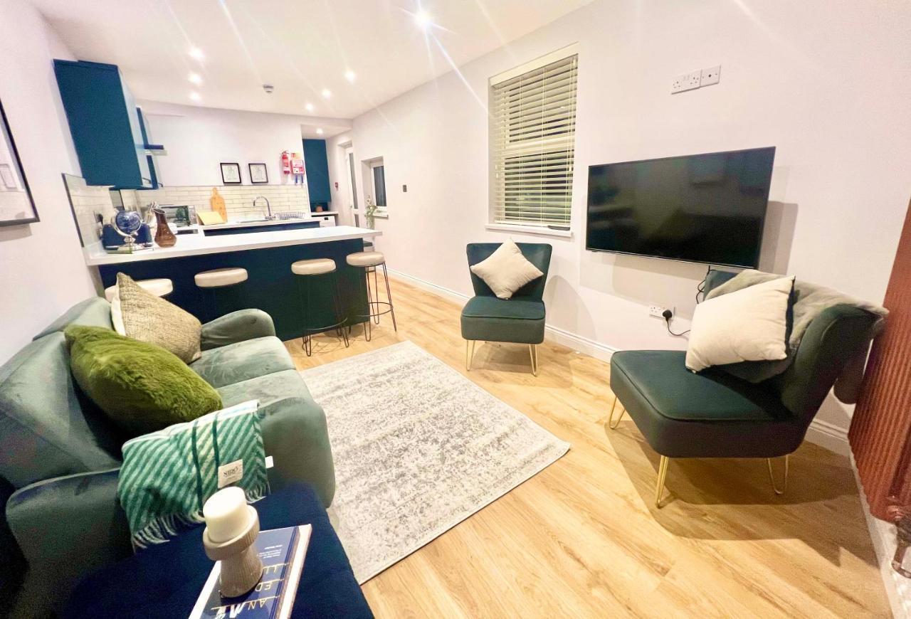 Appartamento Gorgeous Newly Renovated 2 Double Bed Flat Swansea Esterno foto